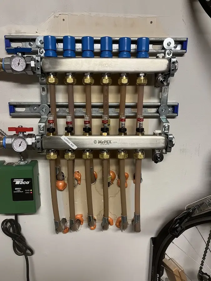 Plumber performing Leak Detection at a residential property in Raisin